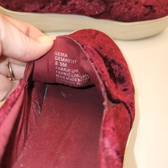 Steve Madden Velvet Slip On Size 8.5 - Picture 6 of 6